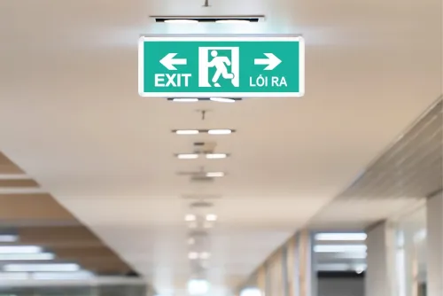 Tiêu chuẩn lắp đèn exit
