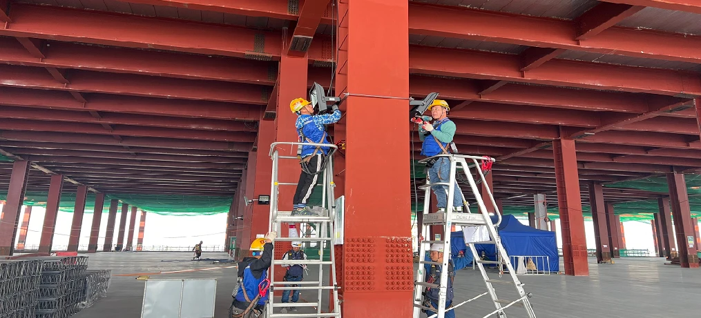 Thi công hạng mục chiếu sáng tại LG Tràng Duệ